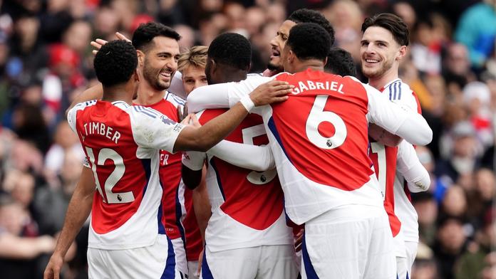 Arsenal ukončil sérii neúspěchů a ovládl londýnské derby. Rozhodl Merino