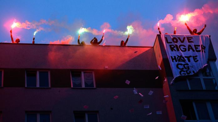 Demonstrace v Berlíně se změnila v peklo! Stovky zraněných!