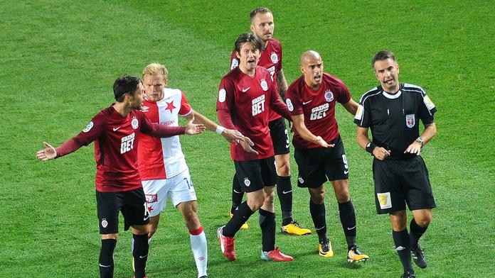 Pražské derby odtajnilo hlavního rozhodčího! Použije se i video