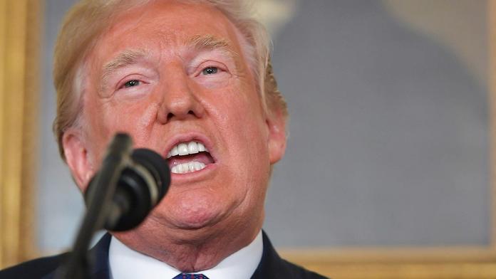 Trump nabídl jednání Ruhánímu. Írán chce zpět jadernou dohodu