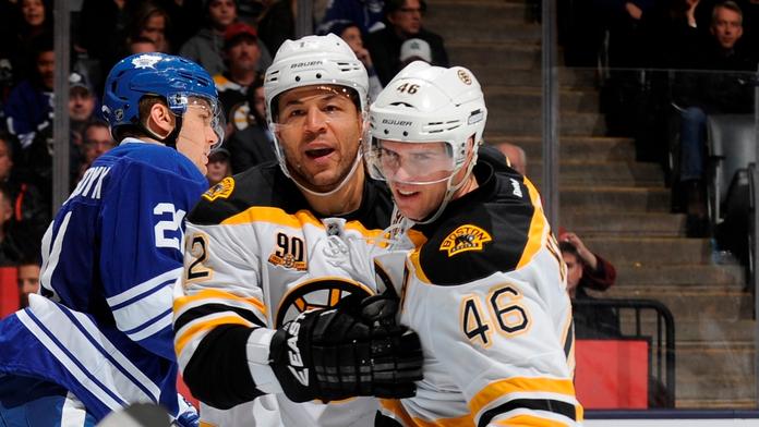Krejčí ušil pro Boston další vítězství, Bruins dobyli Toronto
