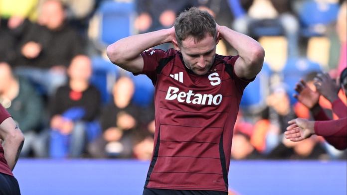 Ztroskotá přestup Kuchty do Německa? Do slavného klubu má blízko superhvězda