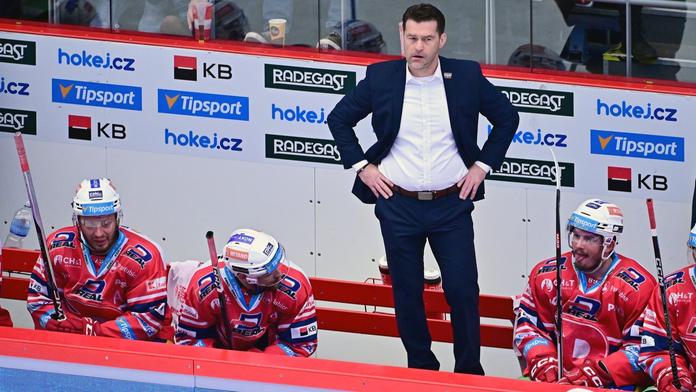 Trenér Pardubic vyfasoval vysokou pokutu. Zpochybňoval rozhodčí