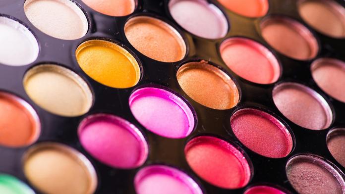 Designéři i kritici mají jasno. Tahle barva bude hitem roku 2019