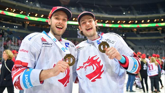 Odliv Čechů z extraligy. Do Finska míří brankář Sparty i produktivní bratři