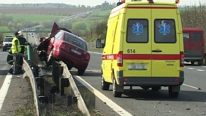 Na dálnici D1 došlo k dopravní nehodě, řidič namol