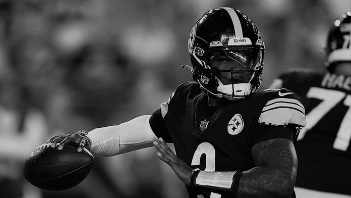 Policie objasnila smrt hráče z NFL. Přecházel dálnici a srazil ho sklápěč