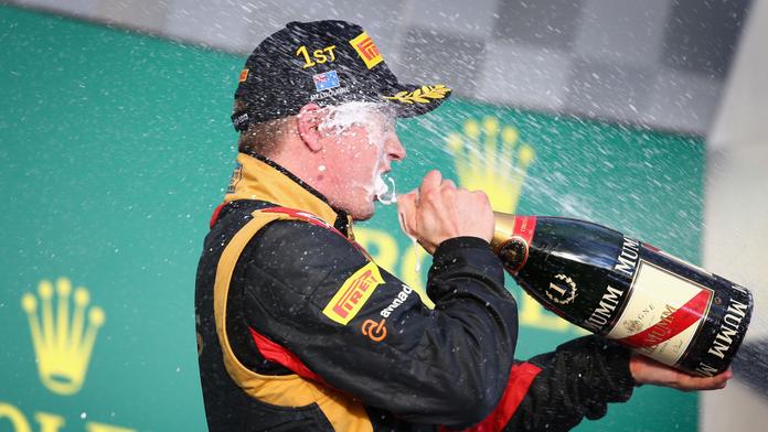 Räikkönen kraloval v Austrálii, ovládl první závod sezony F1