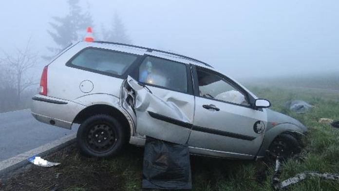 Tragická nehoda na Královéhradecku. Řidička zemřela, dítě (6) je vážně zraněné