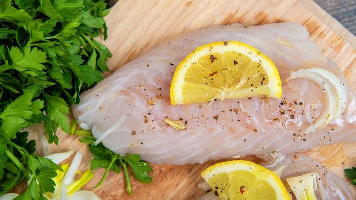 Srovnání filet z tresky: Dva výrobky v testu pohořely, klamaly obsahem masa