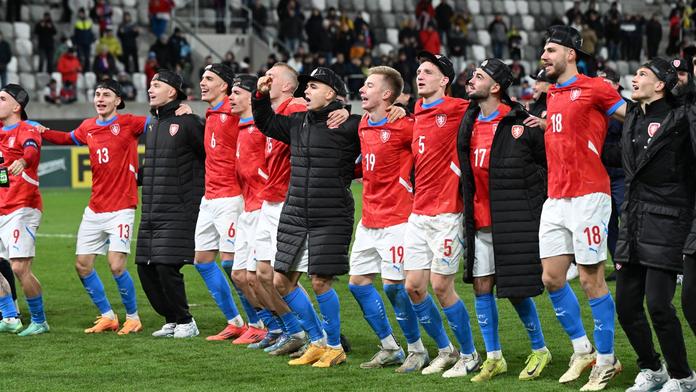 Hráči mají kvalitu, šance tam určitě je, říká Jarolím po postupu lvíčat na Euro