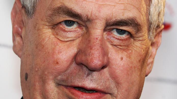 LN: Zemanův sen o silné levici rozkládá ČSSD
