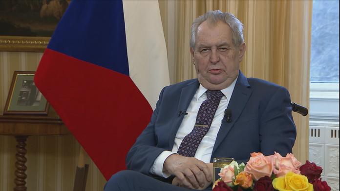 Tito senátoři prohlásili prezidenta Miloše Zemana za nezpůsobilého!