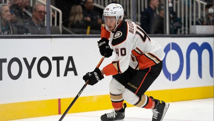 Chtěla ho Boleslav, on si vybral zámoří. Slovák je nyní blízko k NHL
