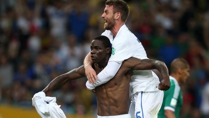 Balotelli naštval trenéra. Tvoje svaly už viděl každý, nemusíš se svlékat!
