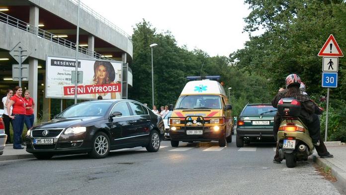 VELKÁ EVAKUACE! Policie vyklidila centrum Liberce kvůli bombě!