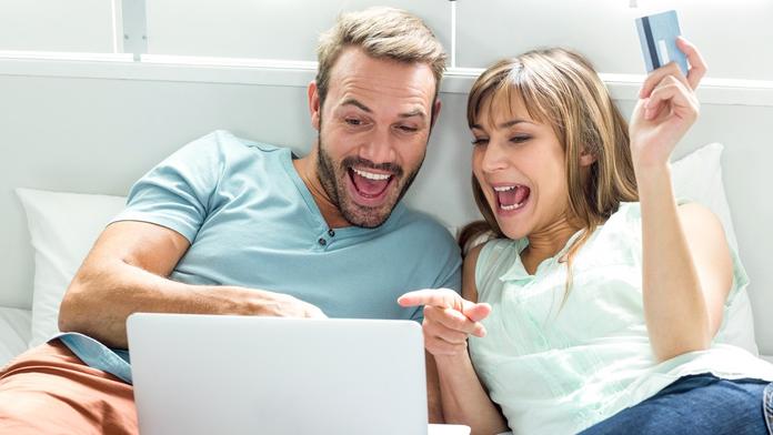 Ušetřete za nákupy balík! Stovky e-shopů teď mají dopravu zdarma