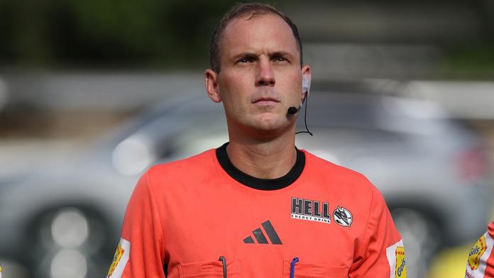 Patnáct let mimo fotbal za úplatky. Rozhodčí Vejtasa trest odmítá, podá odvolání