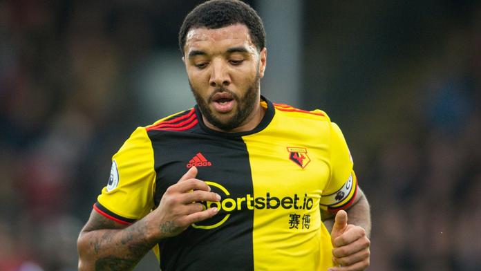 Ať tvůj syn chytne koronavirus, psali mu. Nyní se Deeney vrací k tréninku