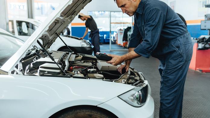 Velký audit autoservisů: Kvalita se zhoršila. Kde a v čem nejvíc šidí?