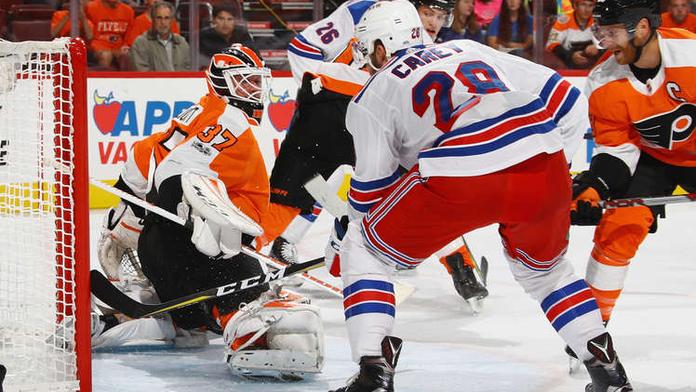 Voráček přispěl k výhře, Pavelec prohře Rangers nezabránil