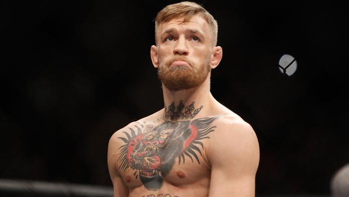 Má Conor McGregor dost silnou ránu na zápas ve velterové váze?