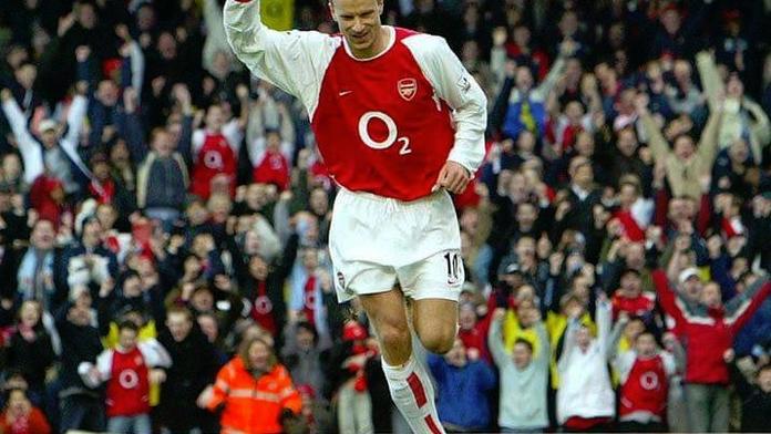 Tohle není vtip! Hvězdy Bergkamp a Cruijff obléknou dres Blšan