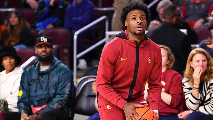 Sen slavného LeBrona žije. Jeho syn může do NBA, doktoři mu dali zelenou