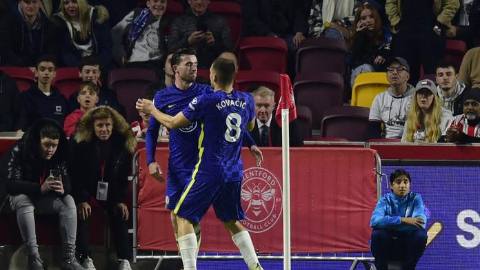 Leicester v závěru přestřílel United, Chelsea se štěstím zdolala nováčka