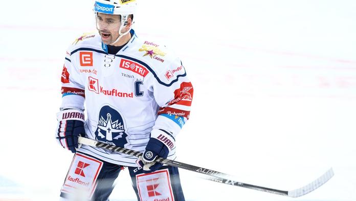 Skvělý Plekanec řídil výhru Kladna pěti body. Středočeši mají extraligu na dosah