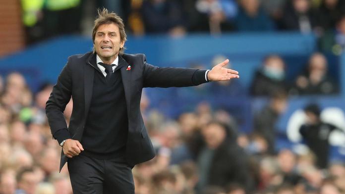 Conte po ostudné prohře Tottenhamu reaguje: Nejsem kouzelník