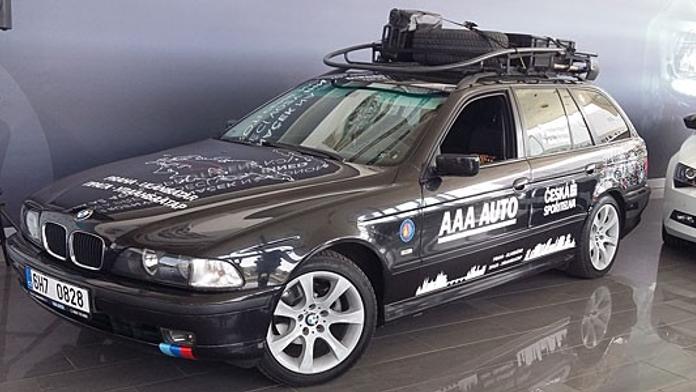 20 let staré BMW za 69 tisíc dojelo z Prahy do Mongolska