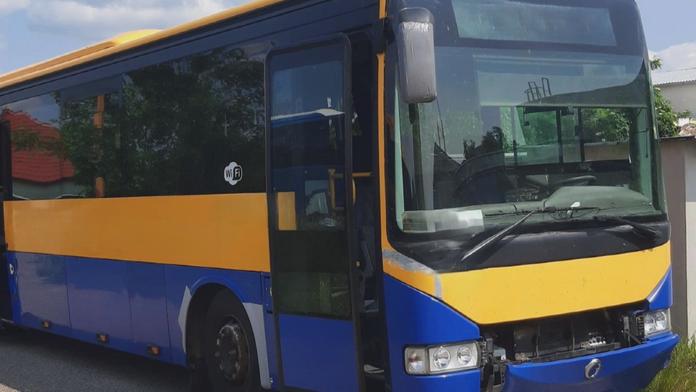 Silniční kontrola autobusu na Hodonínsku