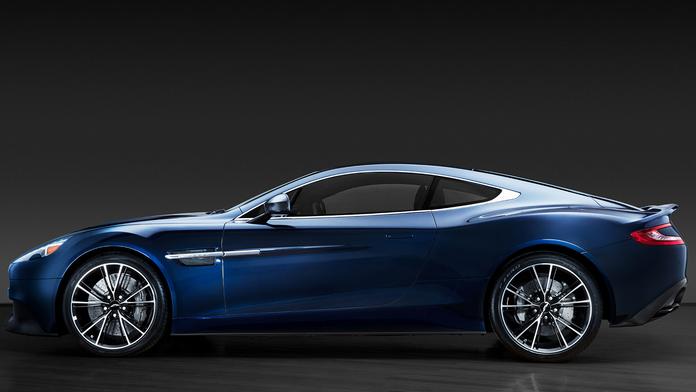 James Bond prodává svou superkáru Vanquish 007