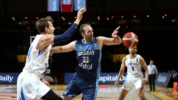 Čeští basketbalisté si vybojovali šanci do Tokia, byla to ale fuška
