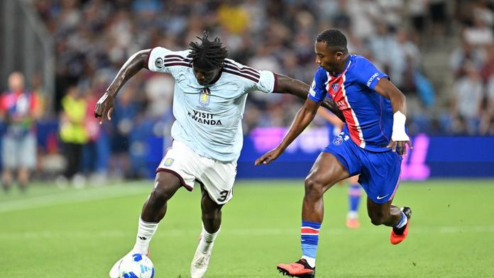 Superpohár UEFA ON-LINE: Aston Villa proměnila velký tlak ve vyrovnání. Skóroval mladíček