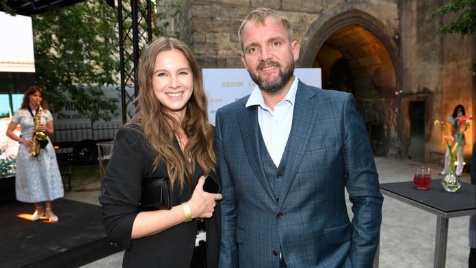 Strašlivé útrapy manželky Libora Boučka. Při porodu syna málem zemřela