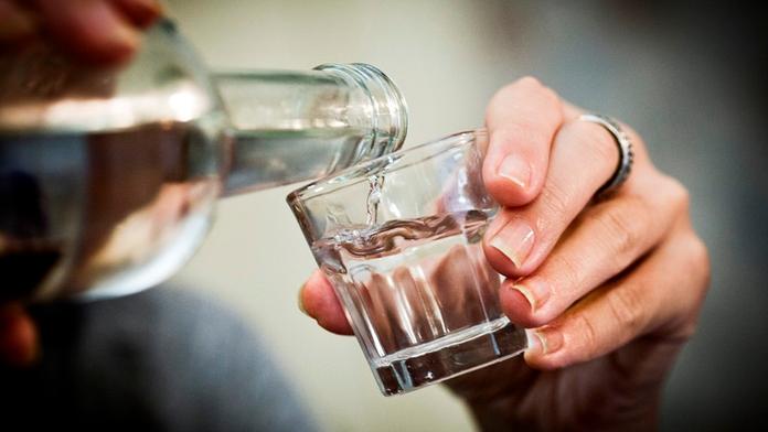MF DNES: Podle nové studie vedou fotbal a tanec k závislosti na alkoholu