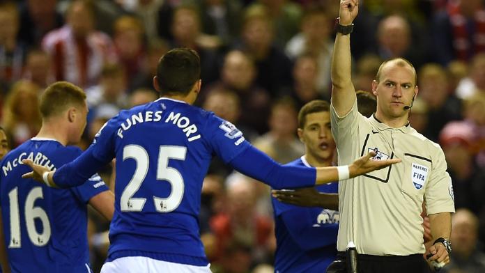Zabiju tebe i tvoji rodinu! Hráč Evertonu čelí hnusným výhrůžkám