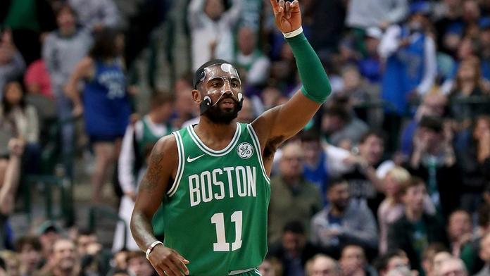 Maskovaný Irving opět řádil! Boston vyhrál už 16 zápasů v řadě
