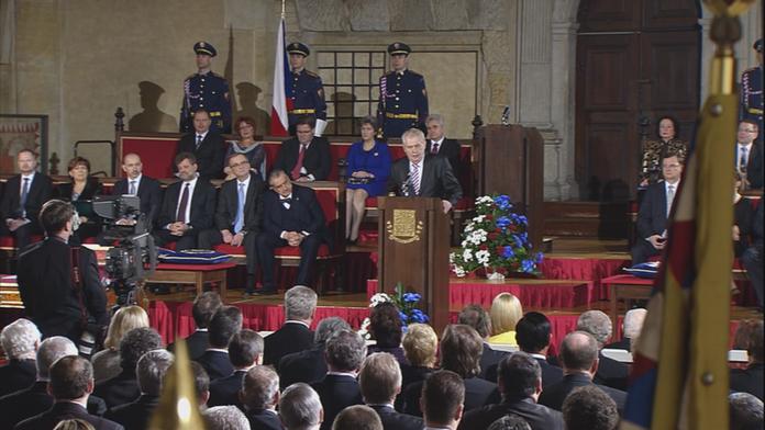 Miloš Zeman slaví výročí na Hradě. OZNÁMKUJTE druhé období prezidenta