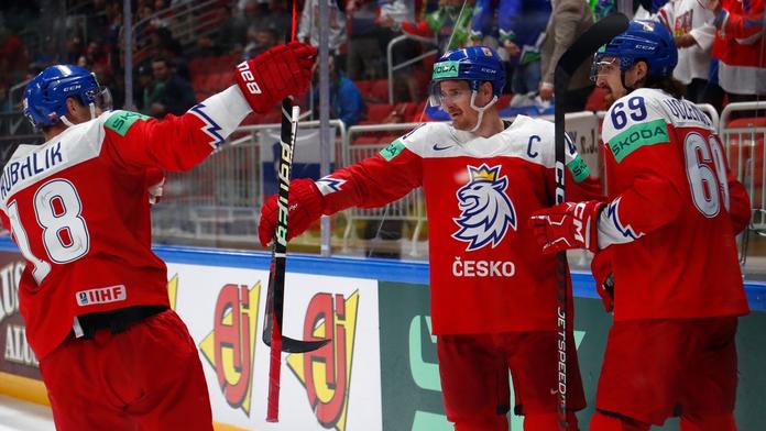 Češi mají vítězství po obratu ve třetí třetině. Nároďák spasil hattrick Kubalíka