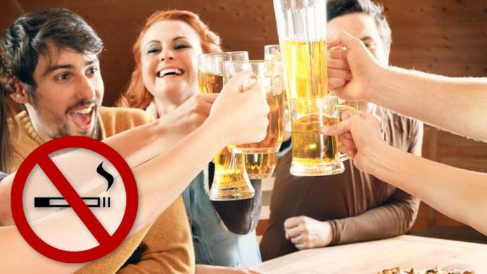 Změny v hospodách: Plošný zákaz kouření a pivo dražší než voda