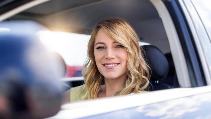 Jak vybrat auto pro ženu? Ne nákupní košík, ale "esúvéčko" s automatem