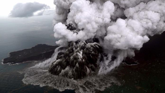 Indonésii může zasáhnout dálší tsunami, sopečná aktivita roste