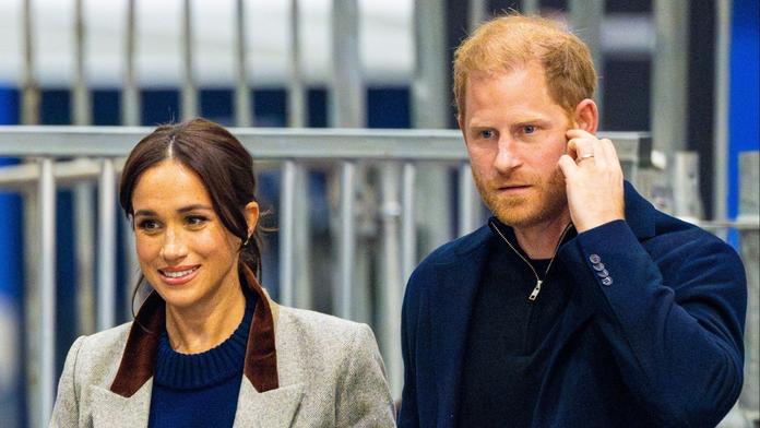 Po zprávě o návratu přišel další zvrat. Harry s Meghan dostali nabídku od krále