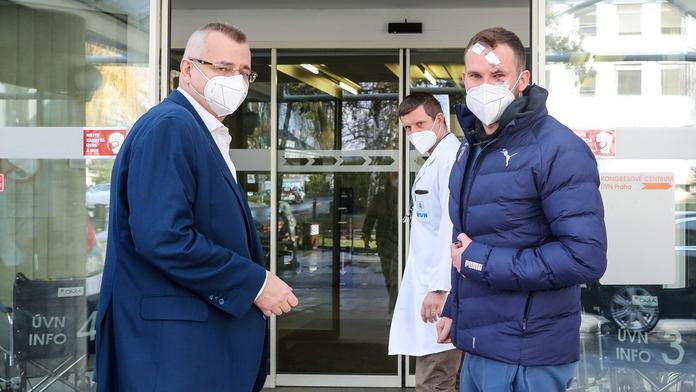 Šéf Tvrdík ukázal zmrzačeného Koláře. Slavia pro něj chystá masku