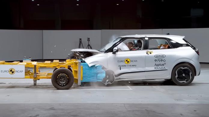 Dongfeng Box při nárazových zkouškách