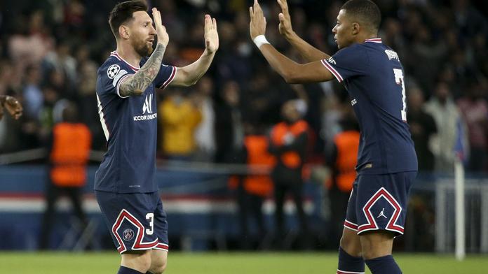 Komplikace pro PSG? Na tréninku se muselo obejít bez Messiho a Mbappého