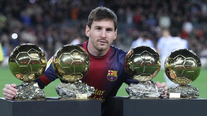 Zlatý míč vyhrál Messi! Je to jeho rekordní šestá výhra